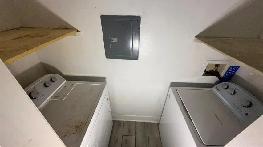 1170