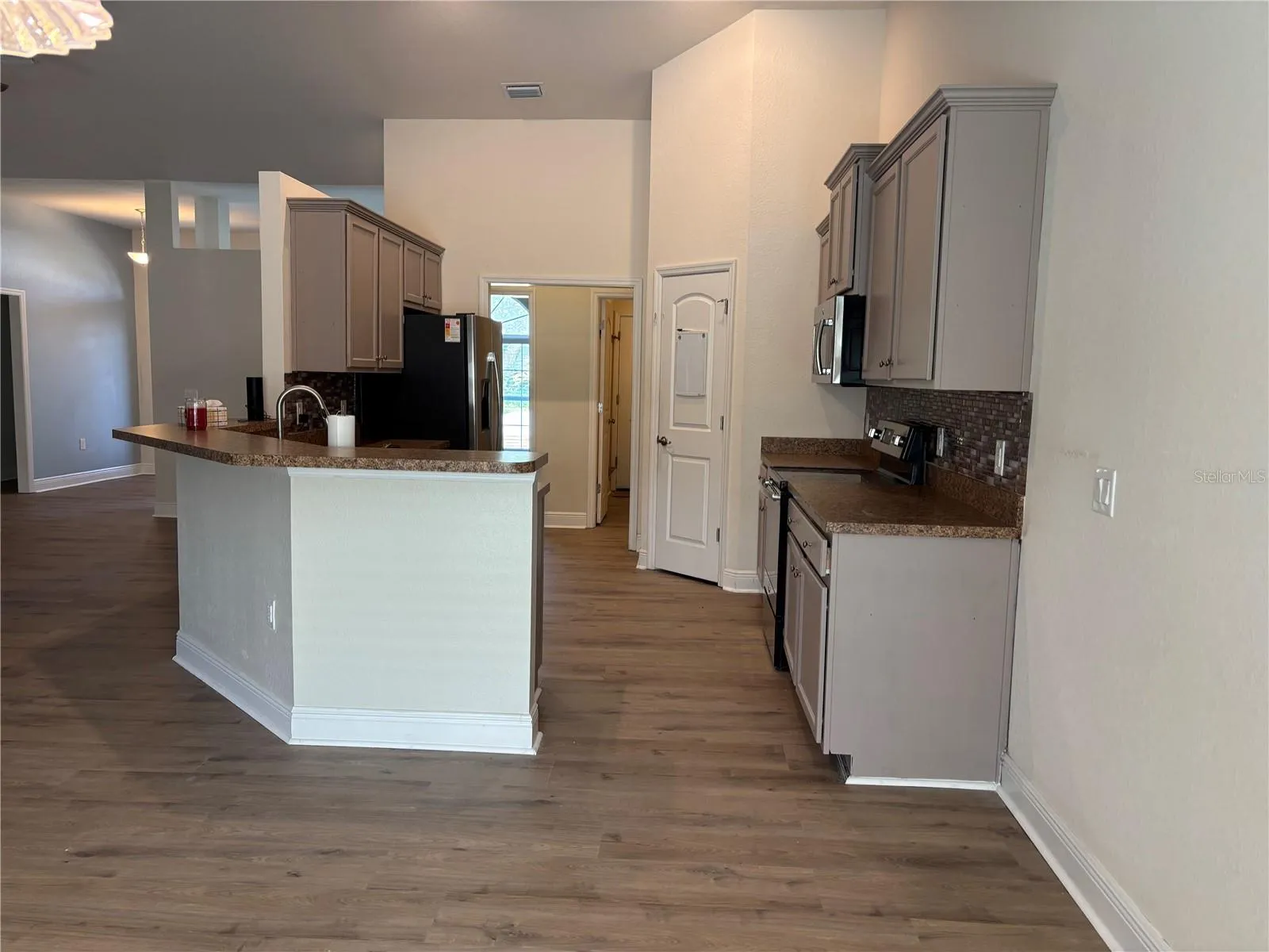 Kitchen new floors