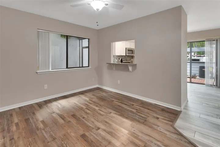 Dining room.