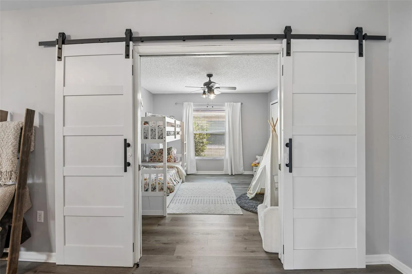 Stylish double barn doors