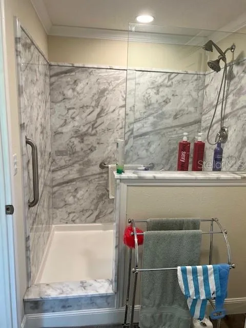 Huge walk in shower