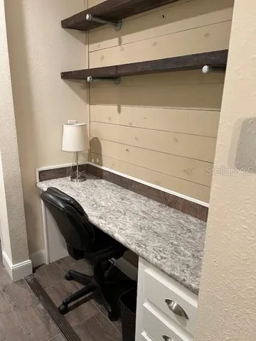 Hallway office cubby