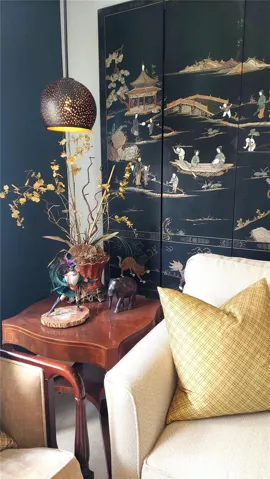 Living Rm Corner