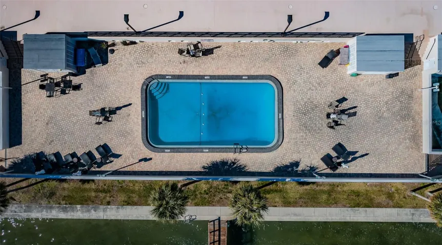 pool right on seawall
