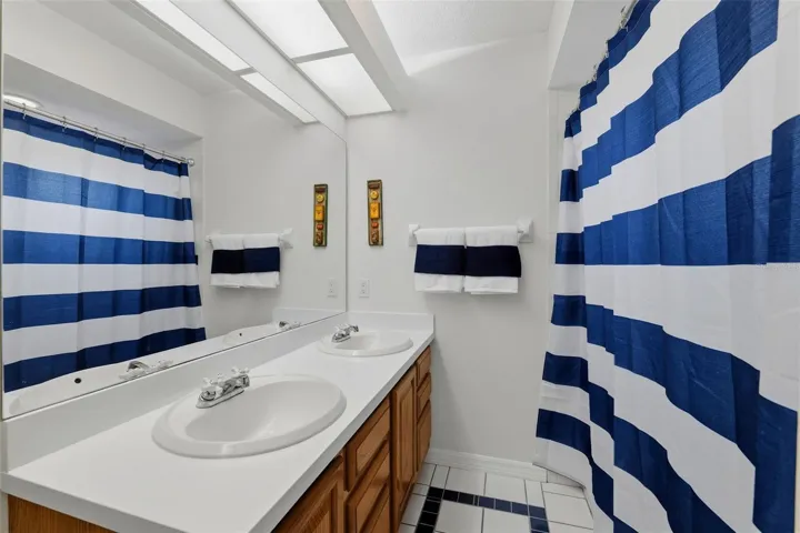 full bath upstairs