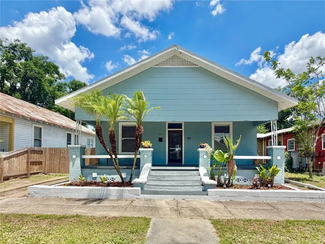 Historic 1920 Bungalow