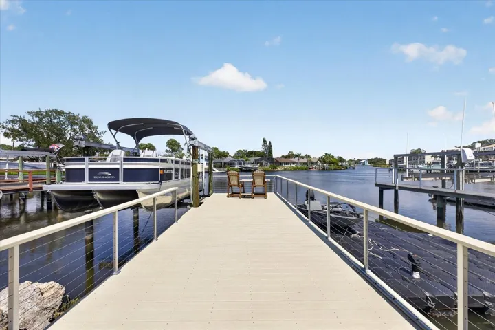 Dock & Boat Lift