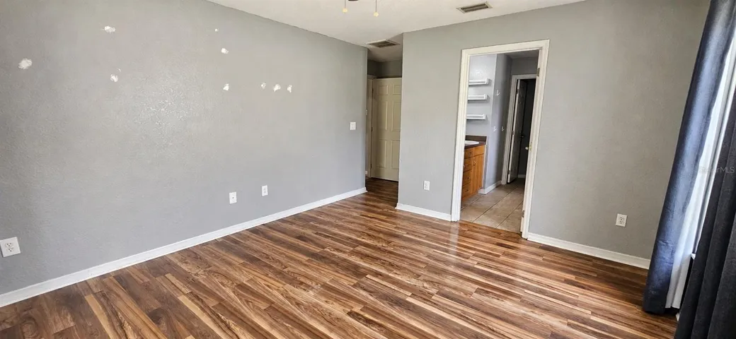 Primary Bed 1-2
