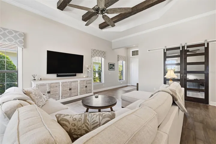 Tray ceiling and crown molding