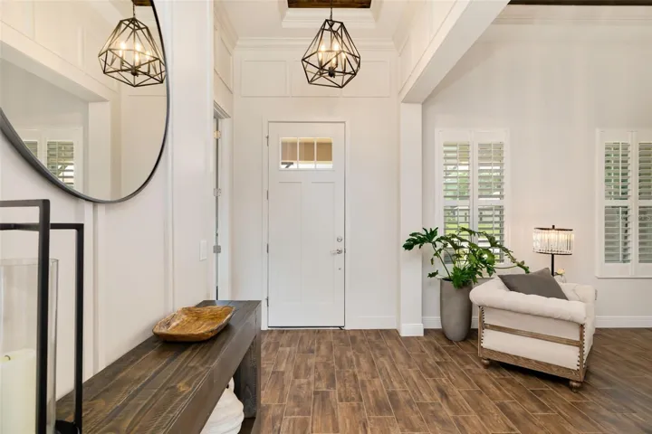front enterance foyer