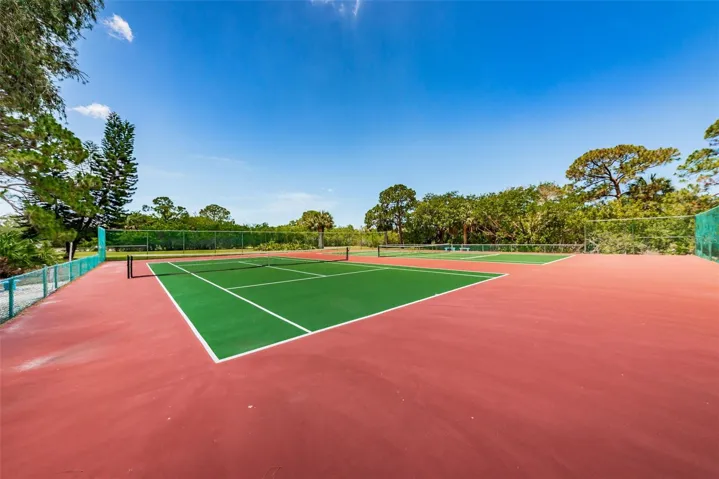 Tennis Courts and Pickleball Courts location.