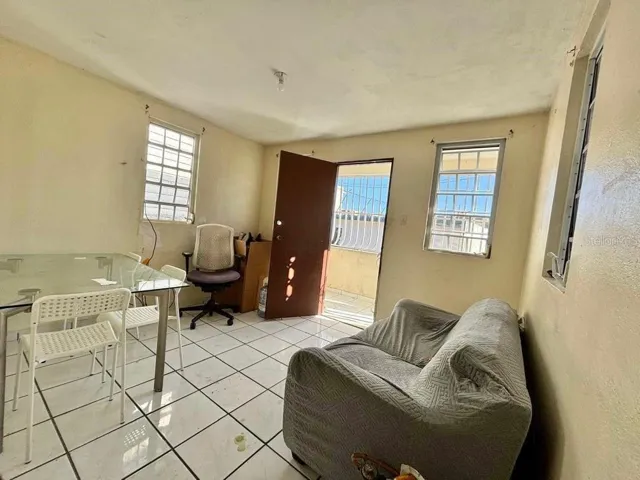 Living room unit 2