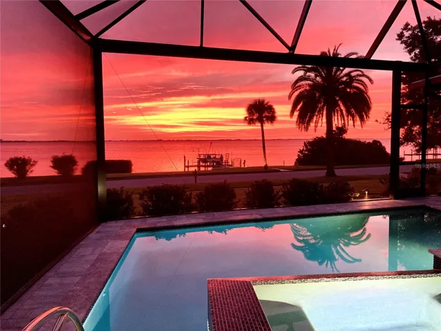 Sunset View From Lanai