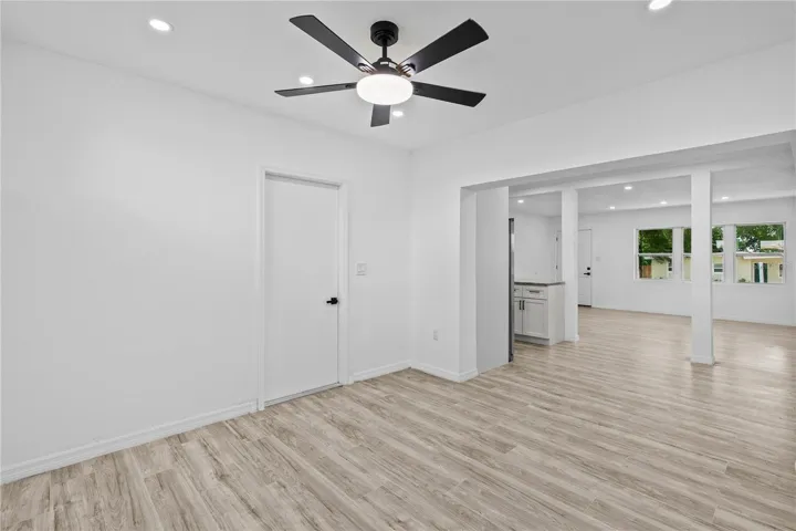Family room/Bonus room
