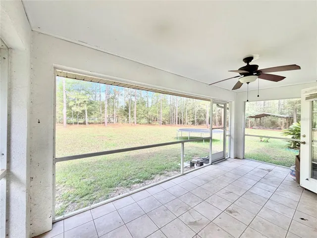 screened lanai