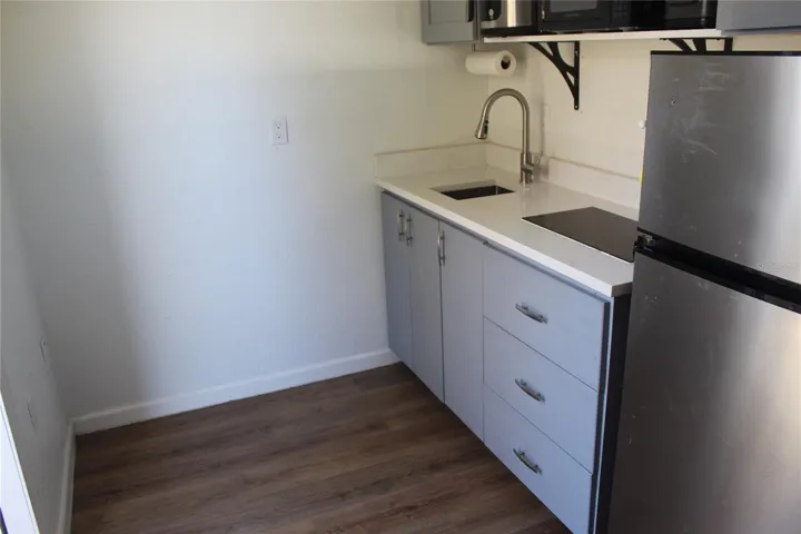 Kitchenet in Efficiency Apartment