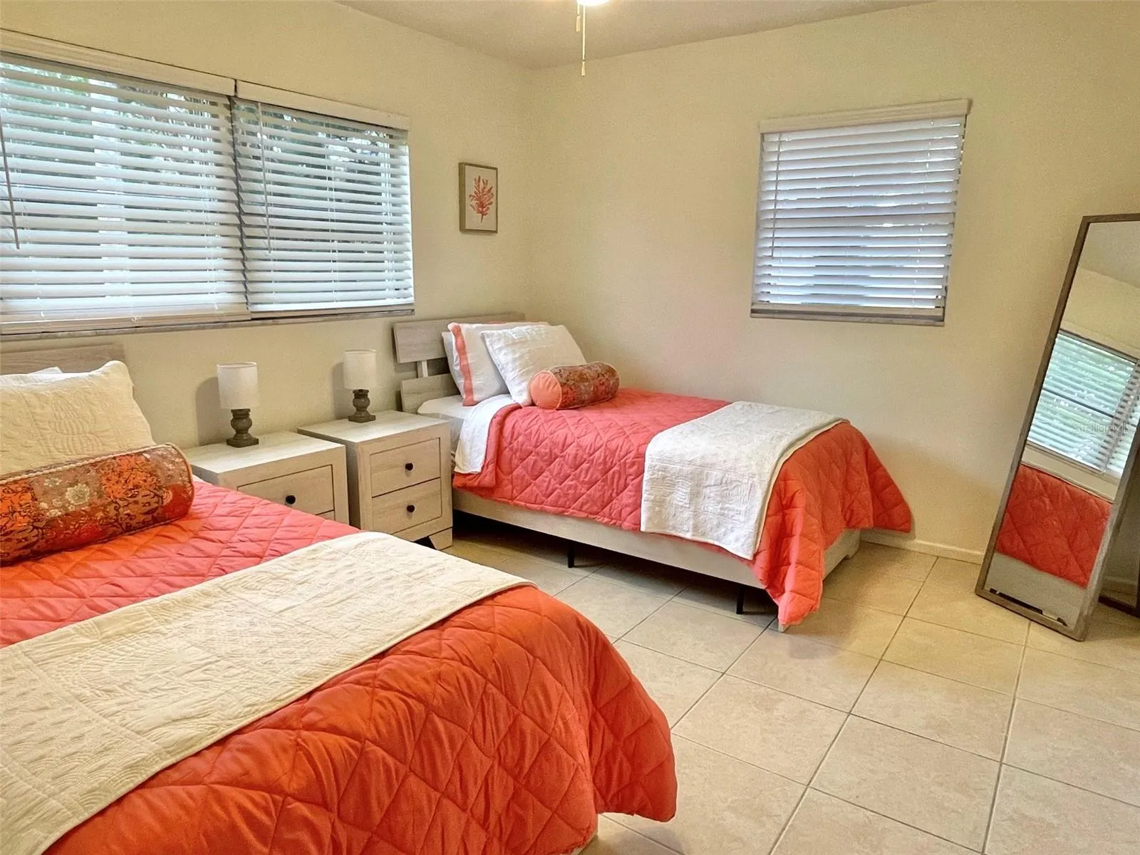 Unit 1943 - Furnished