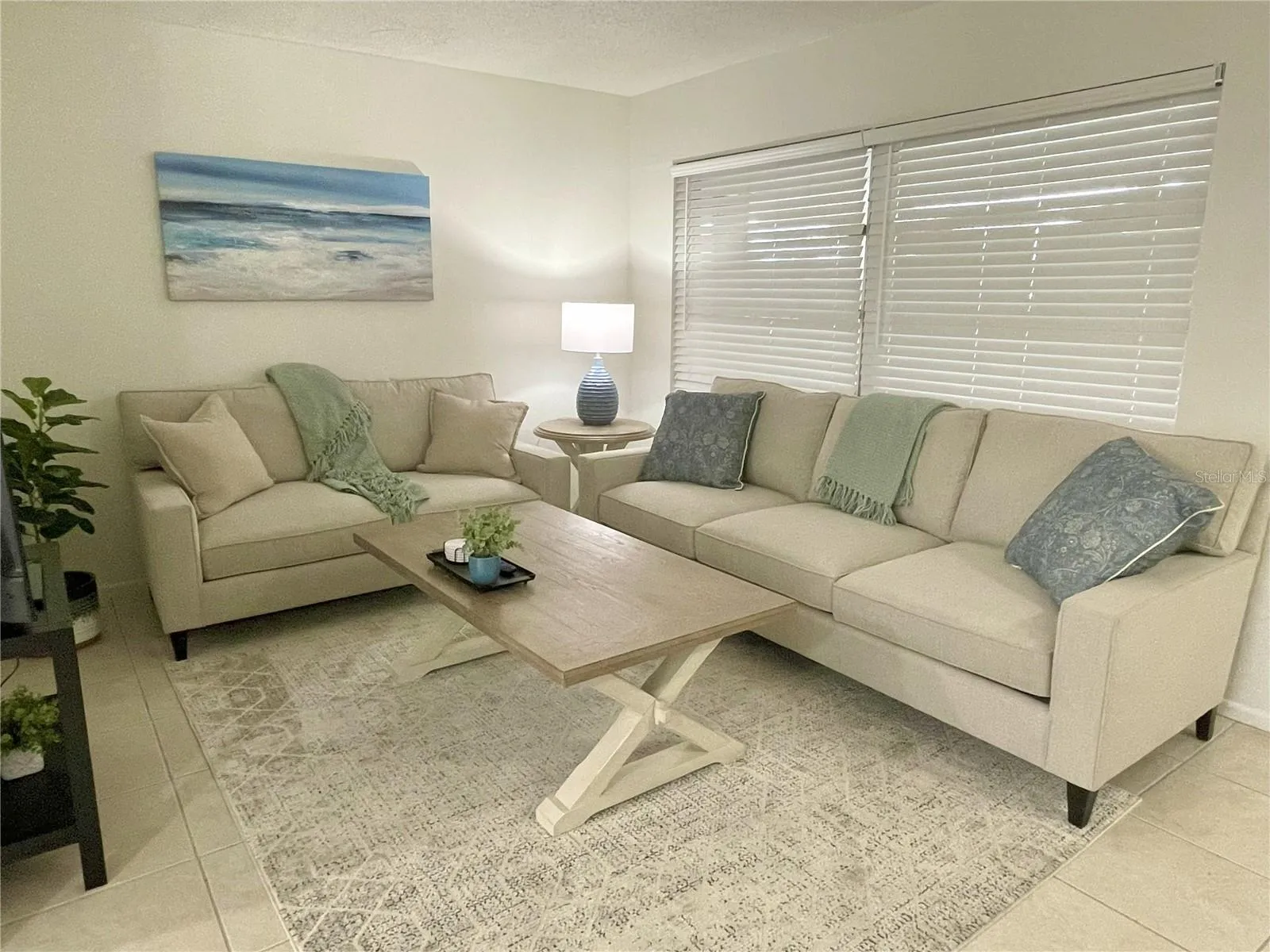 Unit 1943 - Furnished