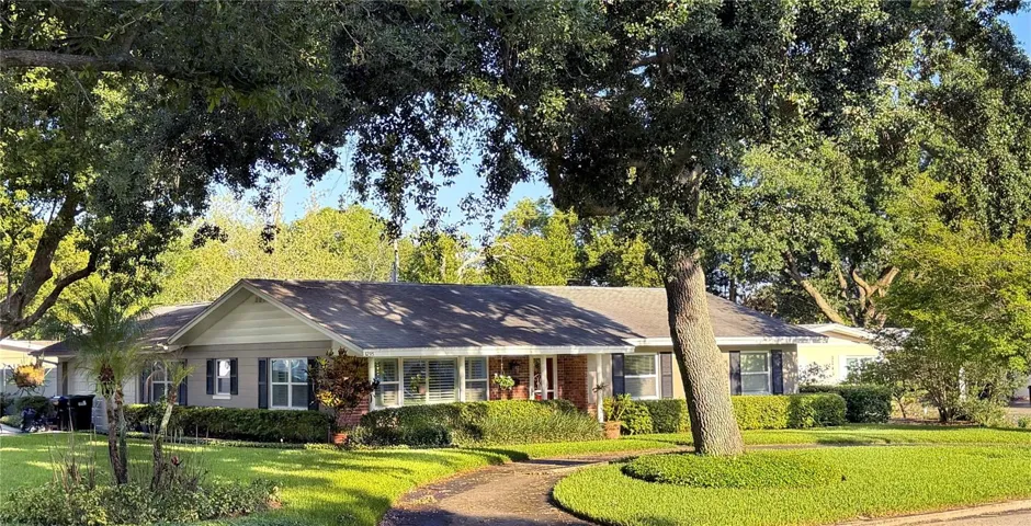 Corner lot with circular driveway