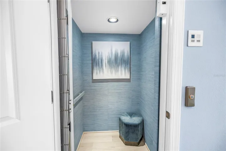 Private Elevator