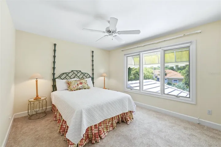 Upstairs Bedroom 4