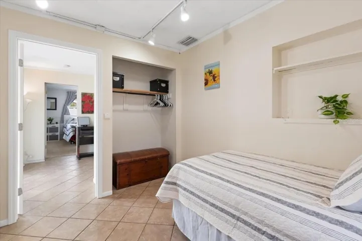 Bonus room