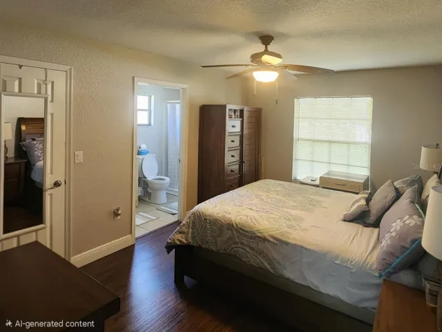 Owner's bedroom wih walk-in closet