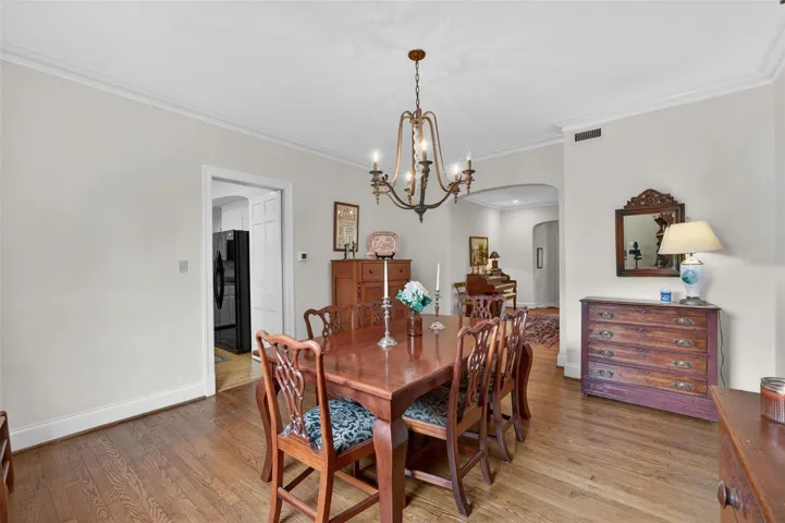 Formal dining room