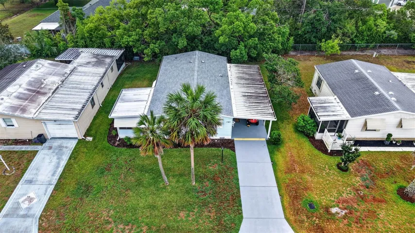 Aerial Side Elevation with Rear PRIVACY LANDSCAPING!