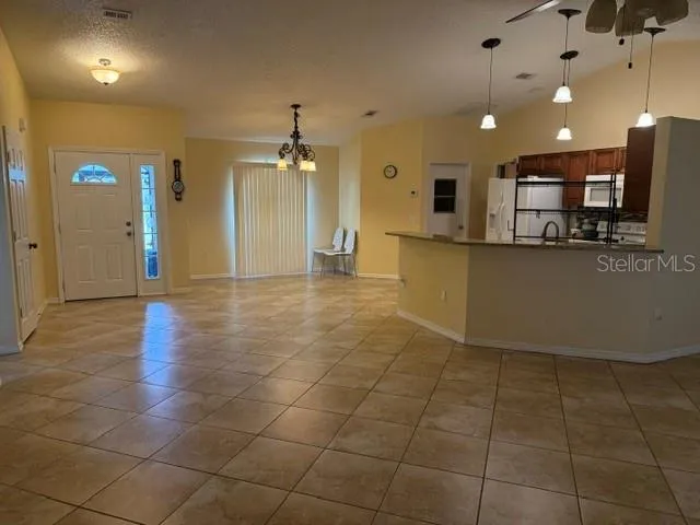 Entryway/Living Room