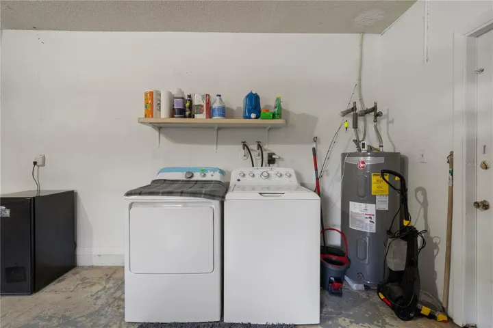 Hook up for washer/dryer