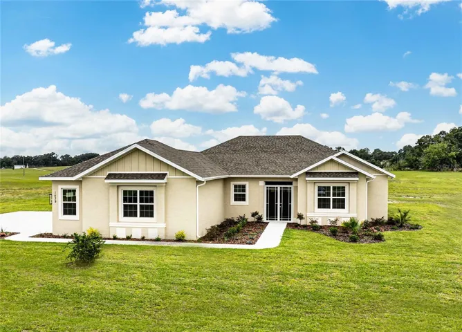 Front view of home