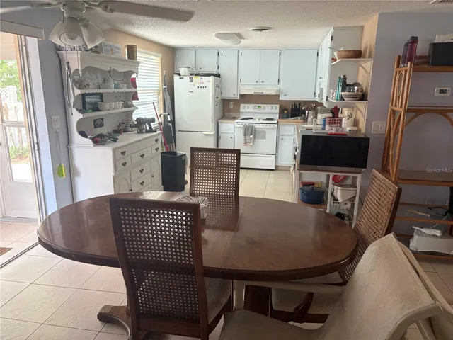 Dining room looking into kitchen