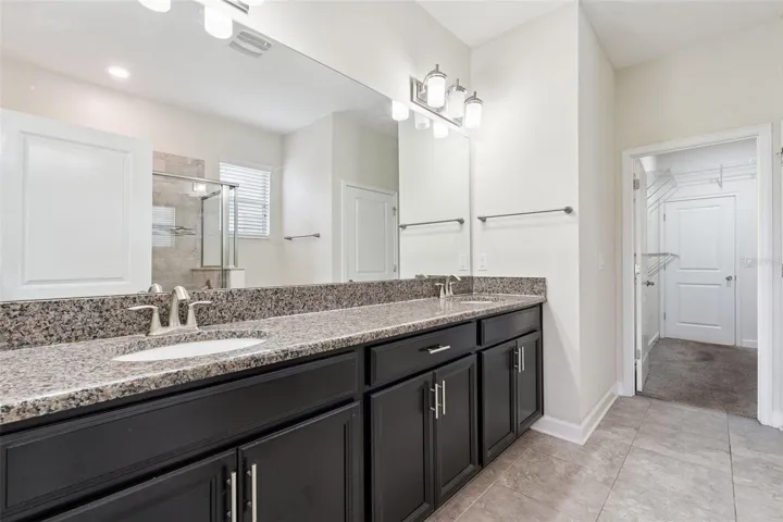 Due VanityPrimary Bathroom
