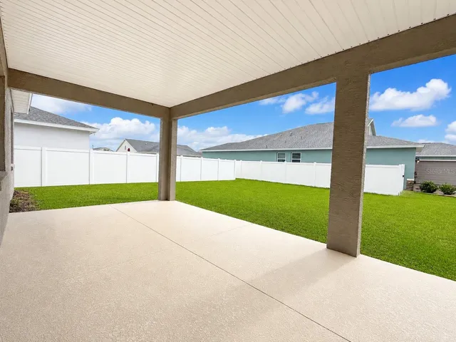 Rear open lanai