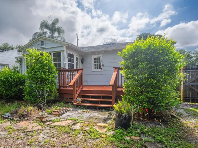 Plenty of space to garden.