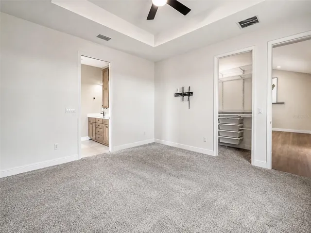 Primary suite