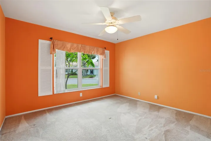 Guest bedroom