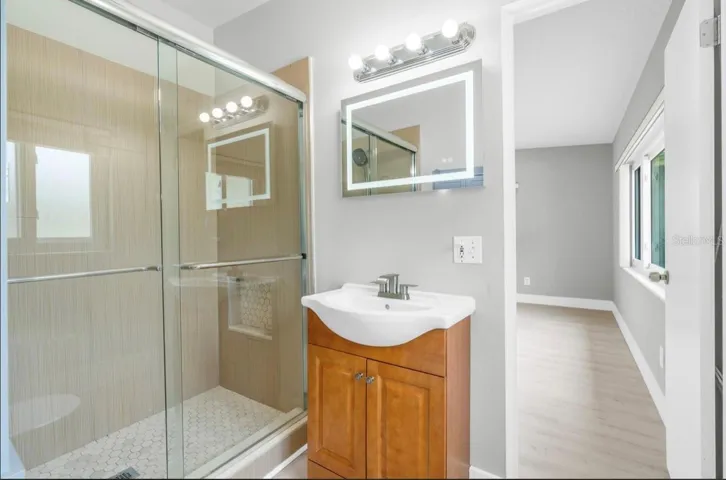 Primary bath