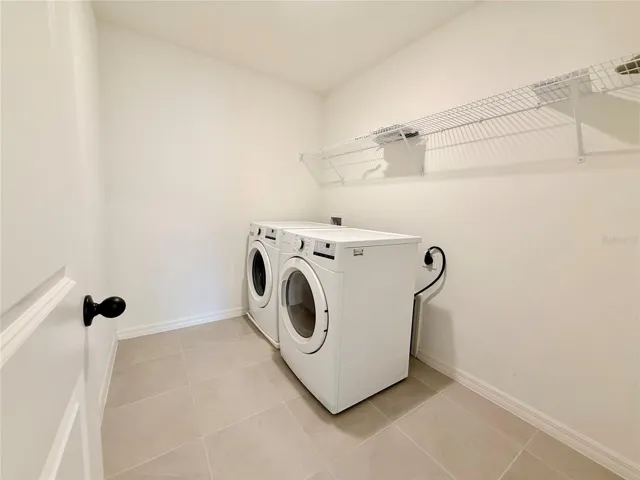 Front load washer & dryer