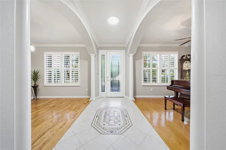 Foyer/Front Door