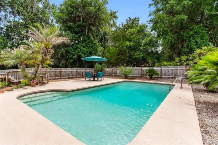 LAP POOL with vollleyball feature...net conveys! FAMILY FUN!