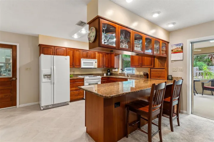 Remodeled Kitchen with Granite Countertops...love it!