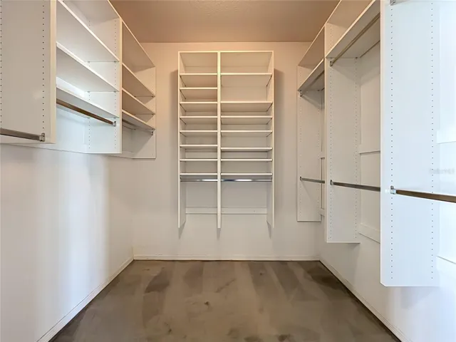 Custom Closet Built Ins