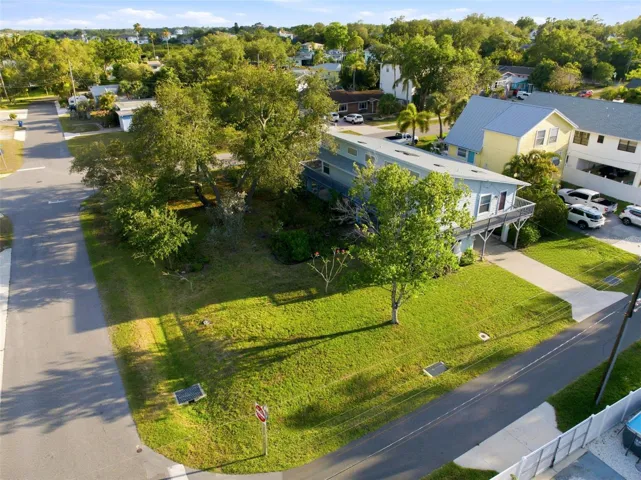Great view of the extra corner lot.