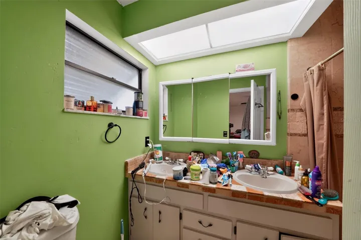 1170