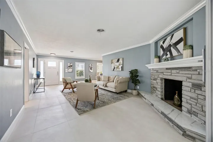 Open and Spacious Great Room/Gathering Room