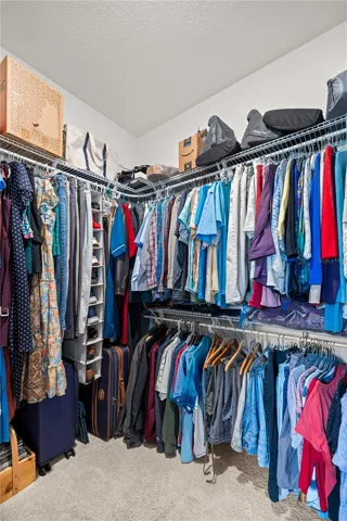 walk-in closet