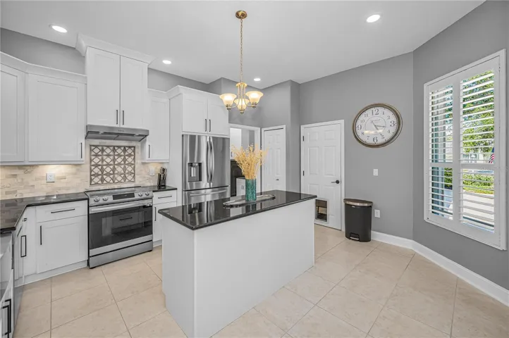 New upgraded Kitchen, Samsung Stainless Steel Appliances, Granite counters, Shaker cabinets, Dbl Stainless Farm style Sink.