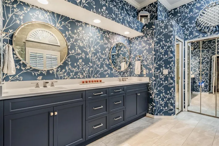 Owner's Retreat En Suite Bathroom